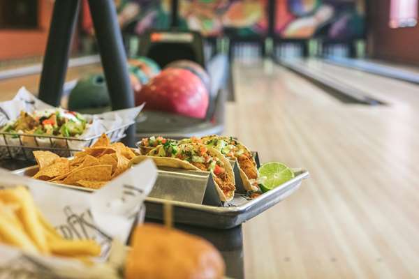 Bar - Grand Reserve at the Meritage Resort Napa