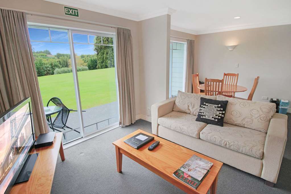 KERIKERI PARK LODGE-guestroom-Guest Room,Suite,On-Site.jpg