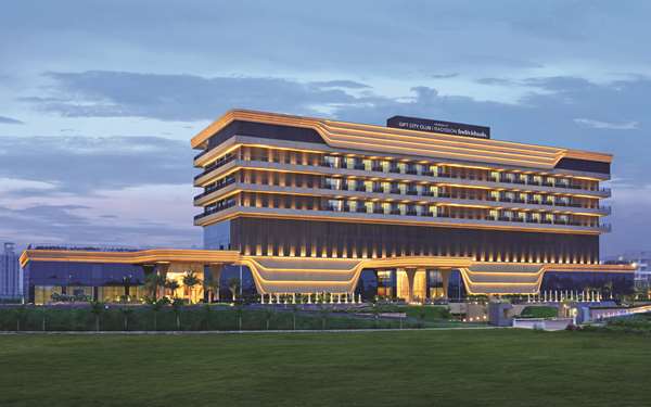 On-Site,Outdoor/Exterior,Exterior View of Building