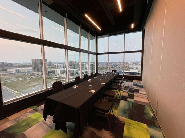  - Grand Times Hotel Laval