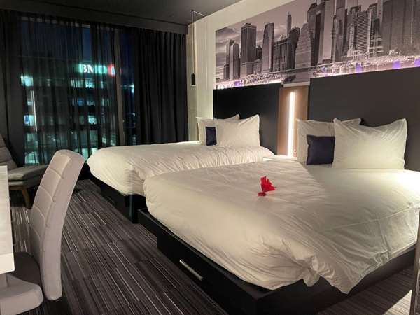  - Grand Times Hotel Laval