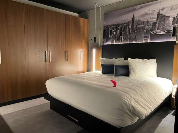  - Grand Times Hotel Laval