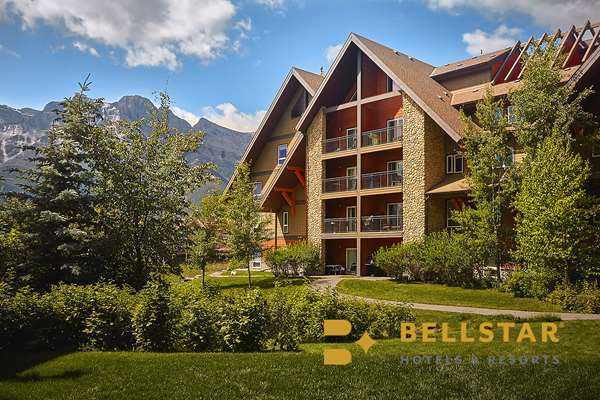 Exterior view - Grande Rockies Resort Canmore