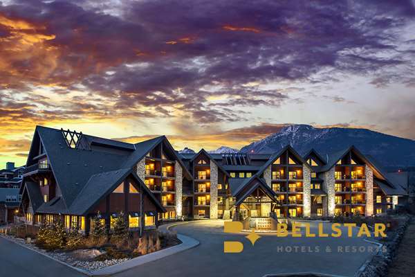 Exterior view - Grande Rockies Resort Canmore