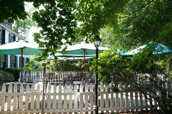 Restaurant - Olde Mill Inn Basking Ridge