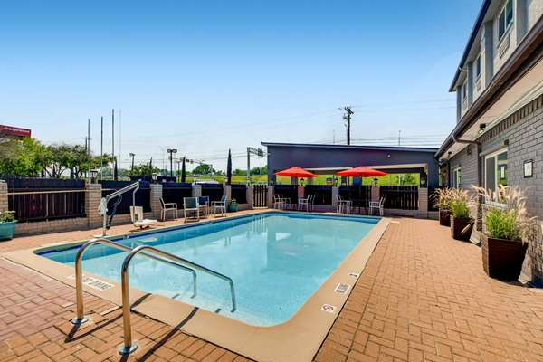 Pool - Orangewood Inn & Suites Austin
