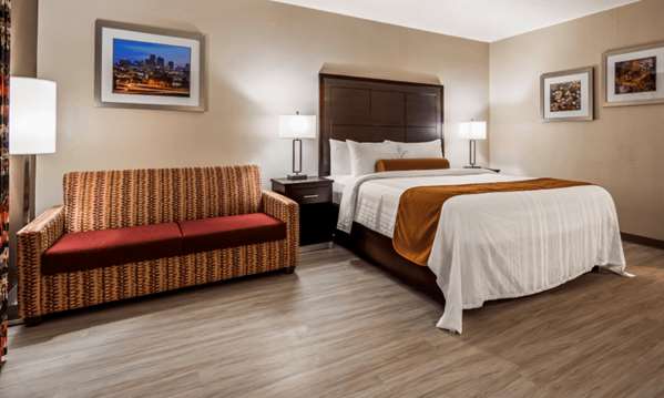Suite - Orangewood Inn & Suites Kansas City - I-29, Exit 13