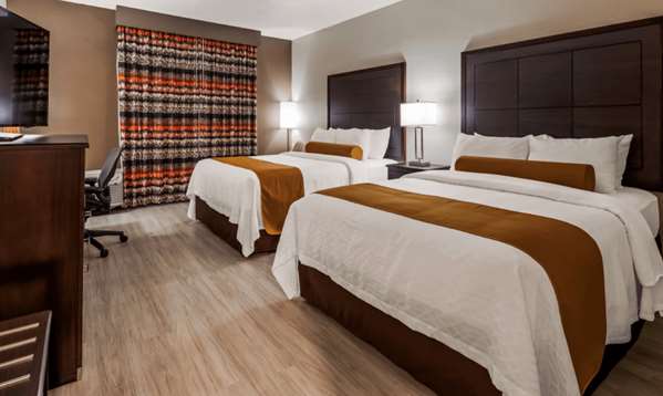 Suite - Orangewood Inn & Suites Kansas City - I-29, Exit 13