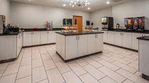 Amenities - Orangewood Inn & Suites Kansas City - I-29, Exit 13