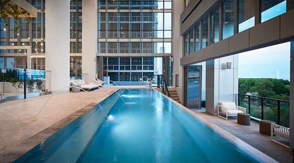 Pool - Sentral Apartments Michigan Avenue Chicago