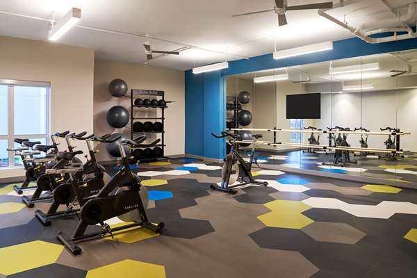 Fitness/ Exercise Room - Sentral Apartment Hotel SoBro Nashville