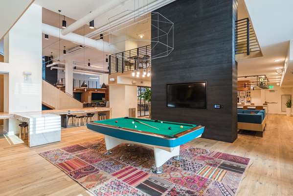 Recreation - Sentral Union Station Apartments Denver - I-25, Exit 212