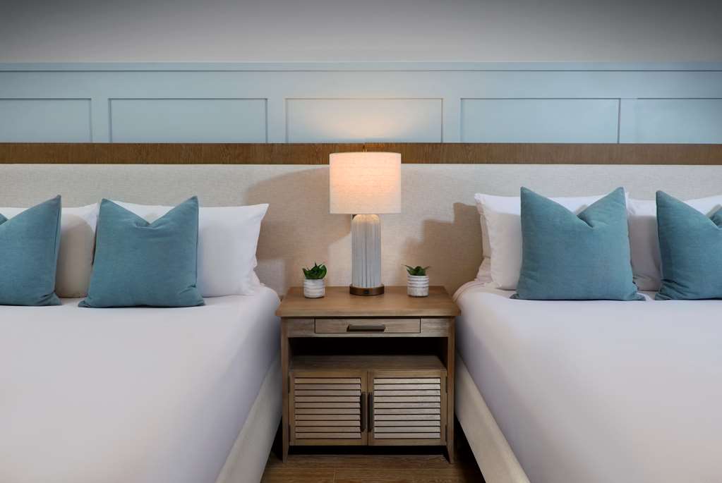 Southernmost Beach Resort Key West - Recently Renovated