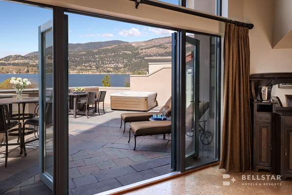 Suite - Royal Kelowna Hotel