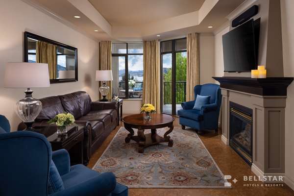 Suite - Royal Kelowna Hotel