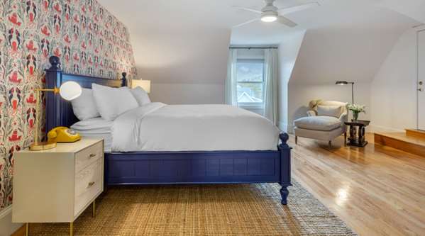  - Shore House Hotel Narragansett