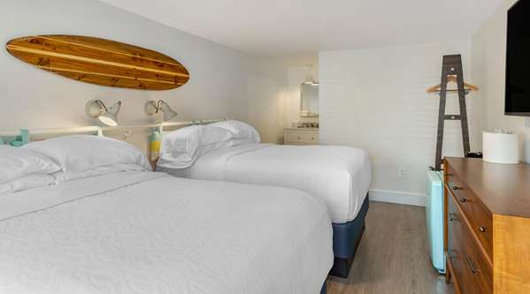  - Shore House Hotel Narragansett