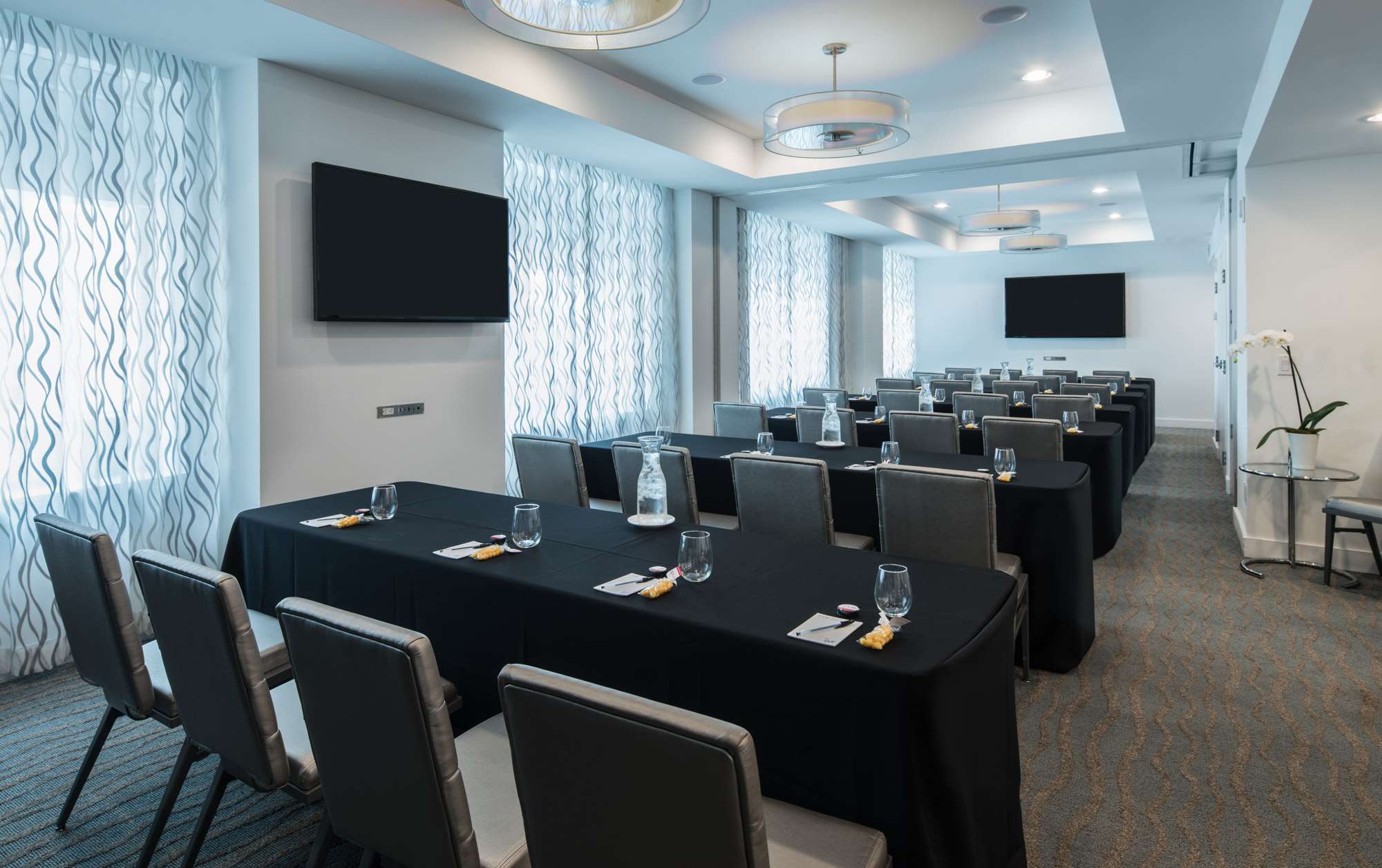 YVE | YVE Hotel Miami