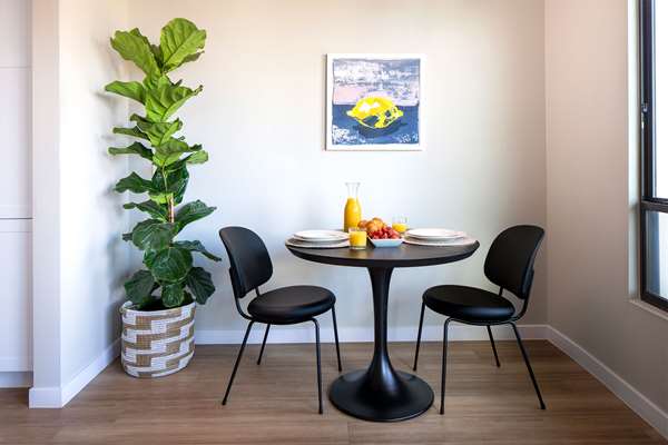  - Sentral Apartment Hotel Old Town Scottsdale