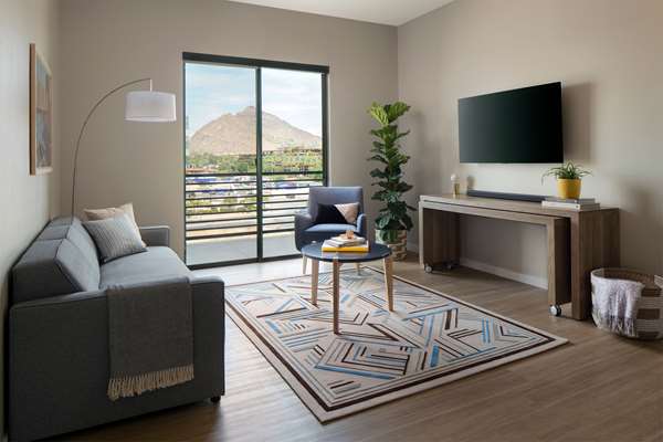  - Sentral Apartment Hotel Old Town Scottsdale