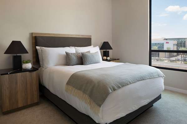  - Sentral Apartment Hotel Old Town Scottsdale