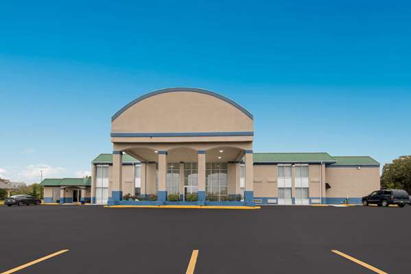 Exterior view - SureStay Hotel by Best Western Duncan