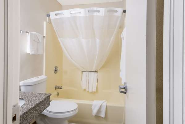  - SureStay Hotel by Best Western Duncan