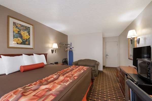  - SureStay Hotel by Best Western Duncan