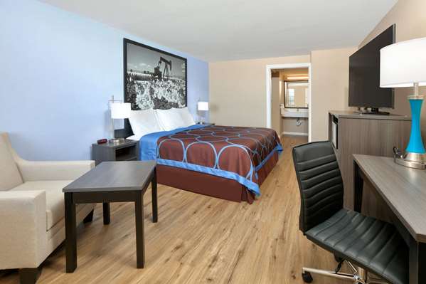  - Super 8 Motel Victoria