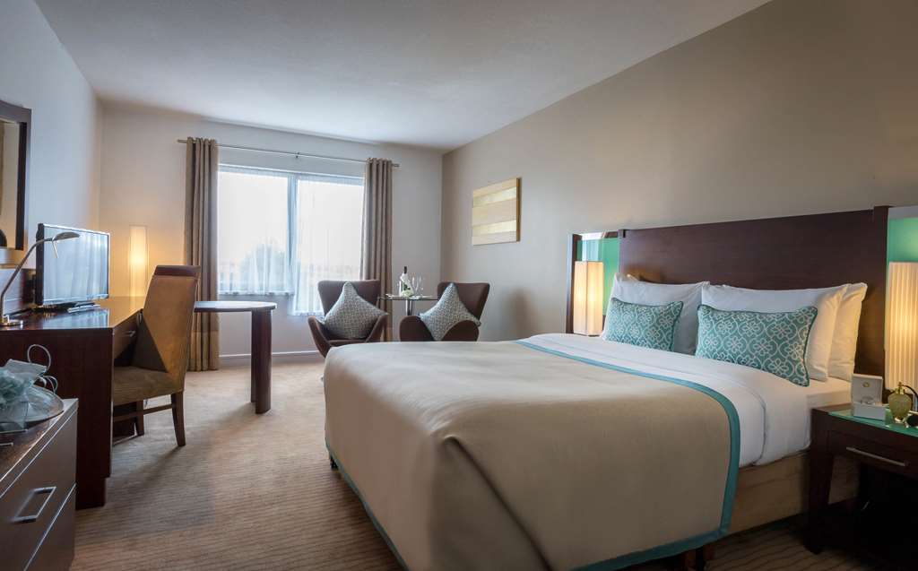 THE KILLESHIN HOTEL-guestroom-Guest Room,On-Site.jpg