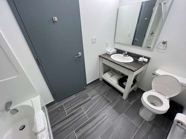  - Travelodge Marathon