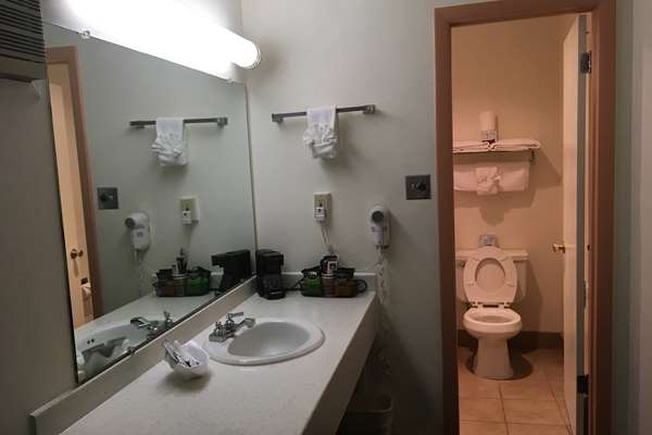  - Howard Johnson Hotel Raton - I-25, Exit 451