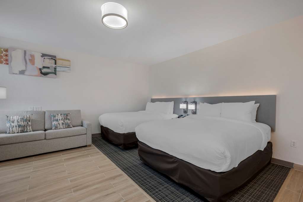 COMFORT INN SOUTH PADRE ISLAND CENT-guestroom-Guest Room,Suite,On-Site.jpg