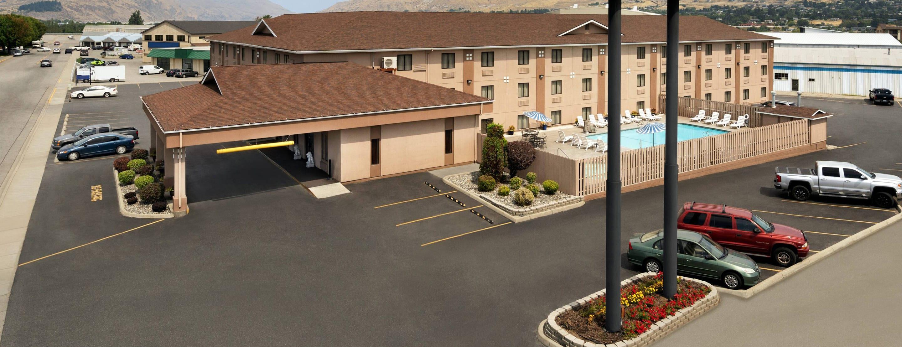Hotel exterior | Quality Inn Wenatchee