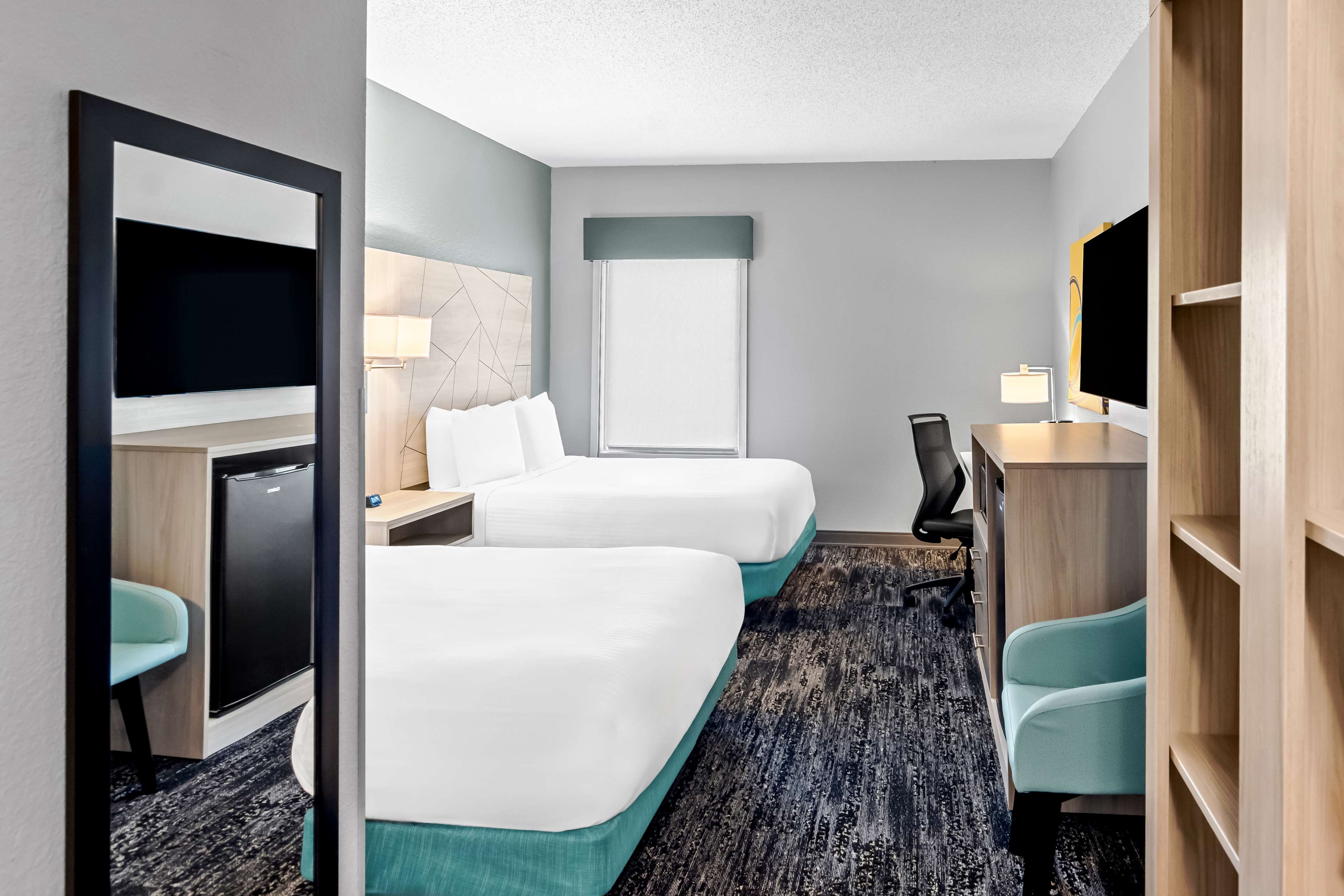 Best Western Doswell Hotel - Tap to explore photos
