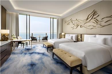 Seascape Queen Room