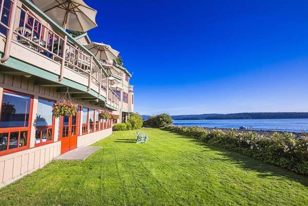 Exterior view - Painter's Lodge Campbell River