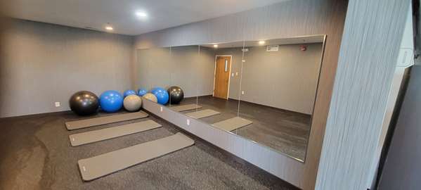 Fitness/ Exercise Room - Best Western Spartanburg Northwest Hotel