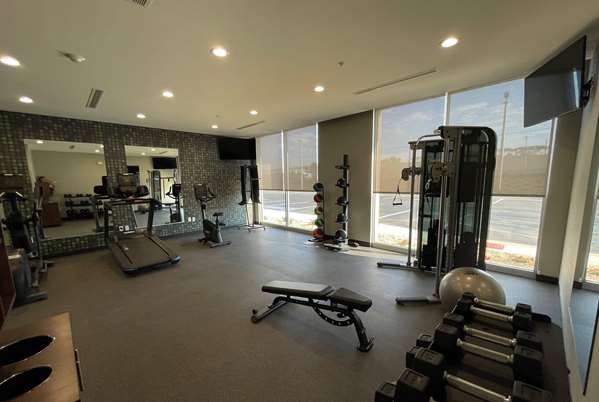 Fitness/ Exercise Room - La Quinta Inn & Suites Valdosta - I-75, Exit 22