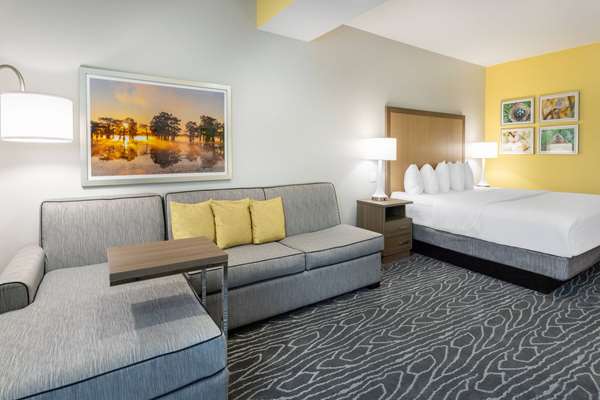 Suite - La Quinta Inn & Suites Valdosta - I-75, Exit 22