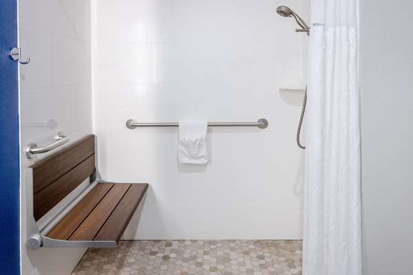  - La Quinta Inn & Suites Valdosta - I-75, Exit 22