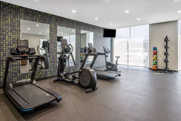 Fitness/ Exercise Room - La Quinta Inn & Suites Valdosta - I-75, Exit 22