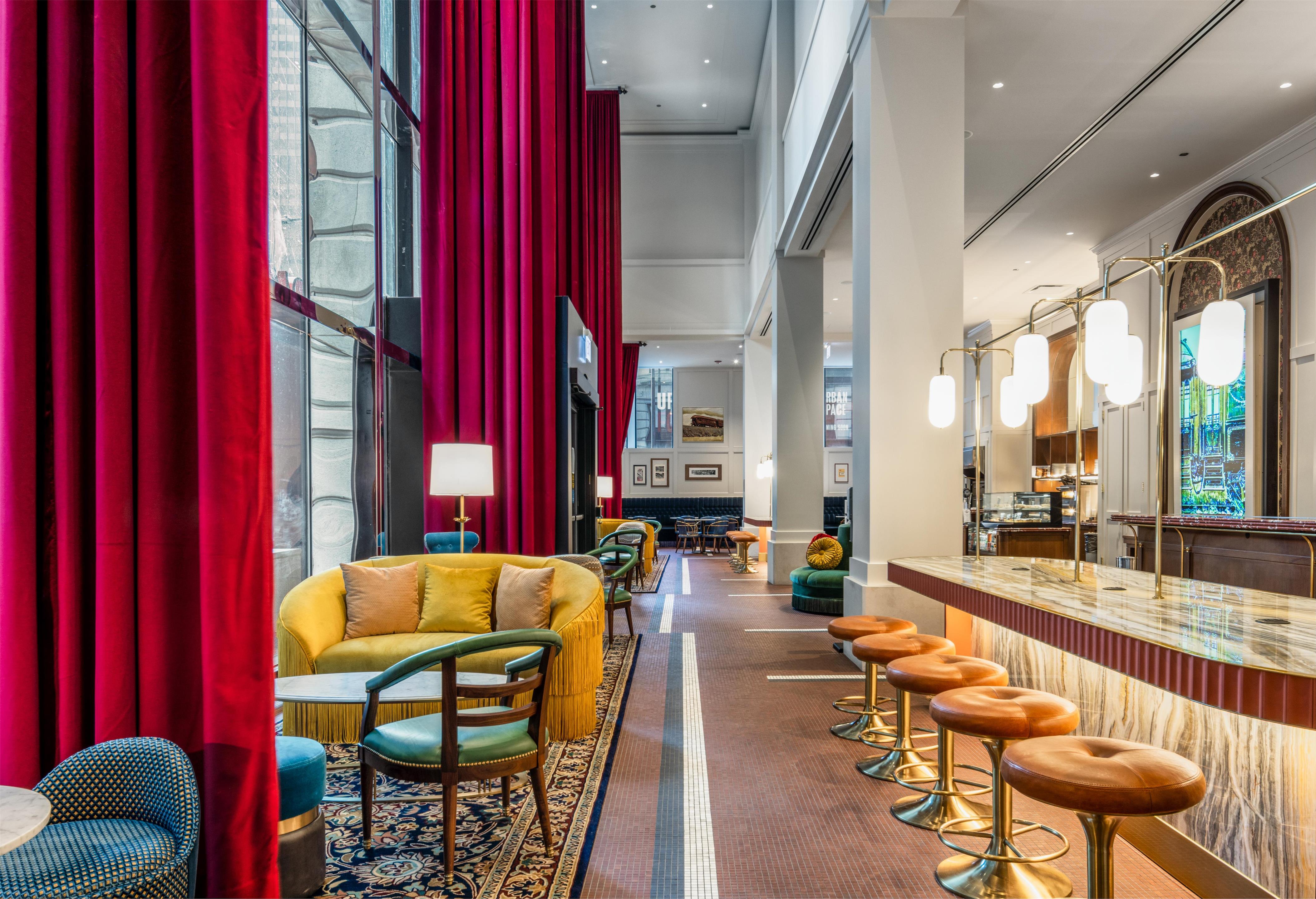 Restaurant | Hilton Garden Inn Chicago Central Loop