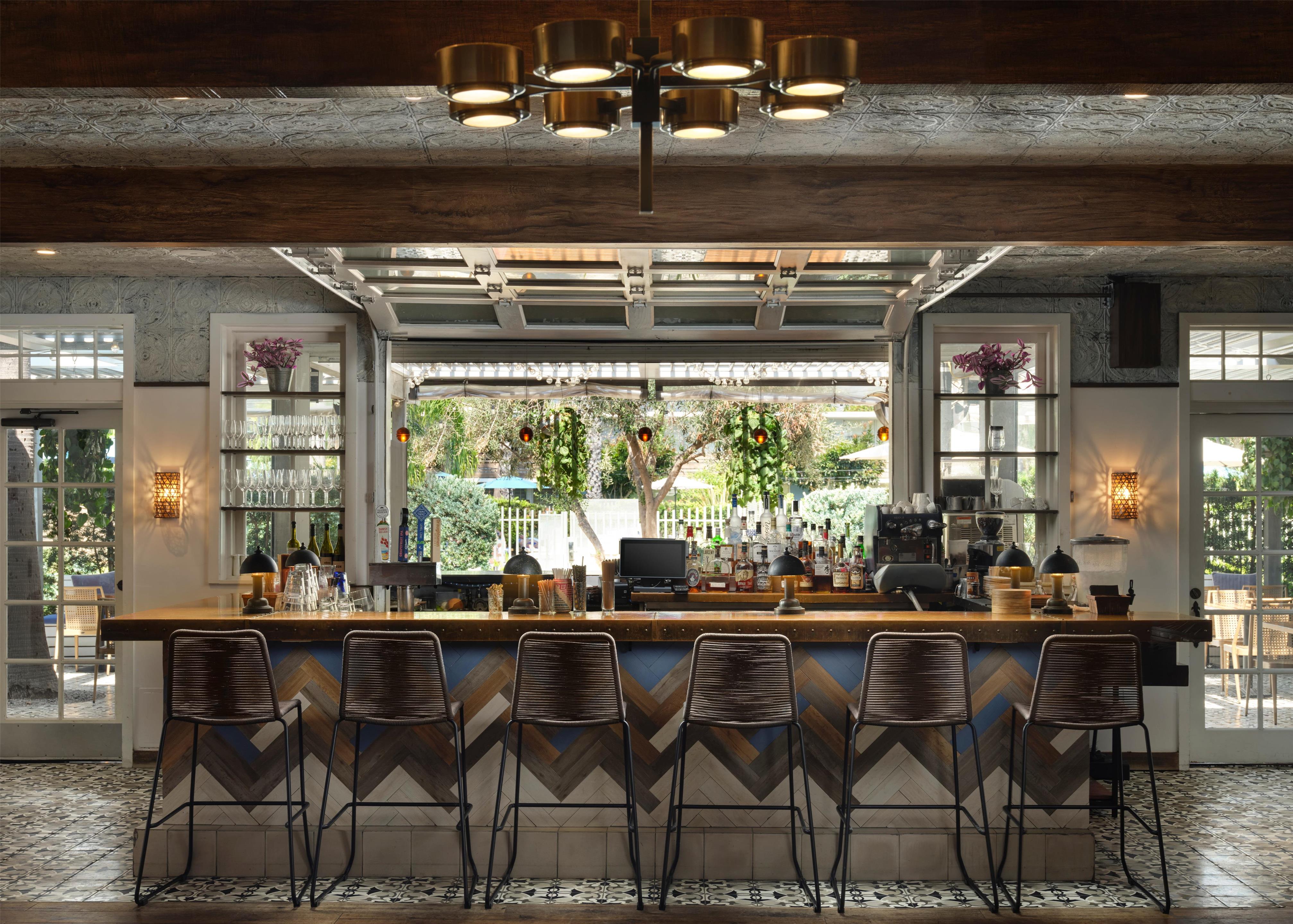 BarLounge | The Leta Santa Barbara Goleta, Tapestry Collection by Hilton