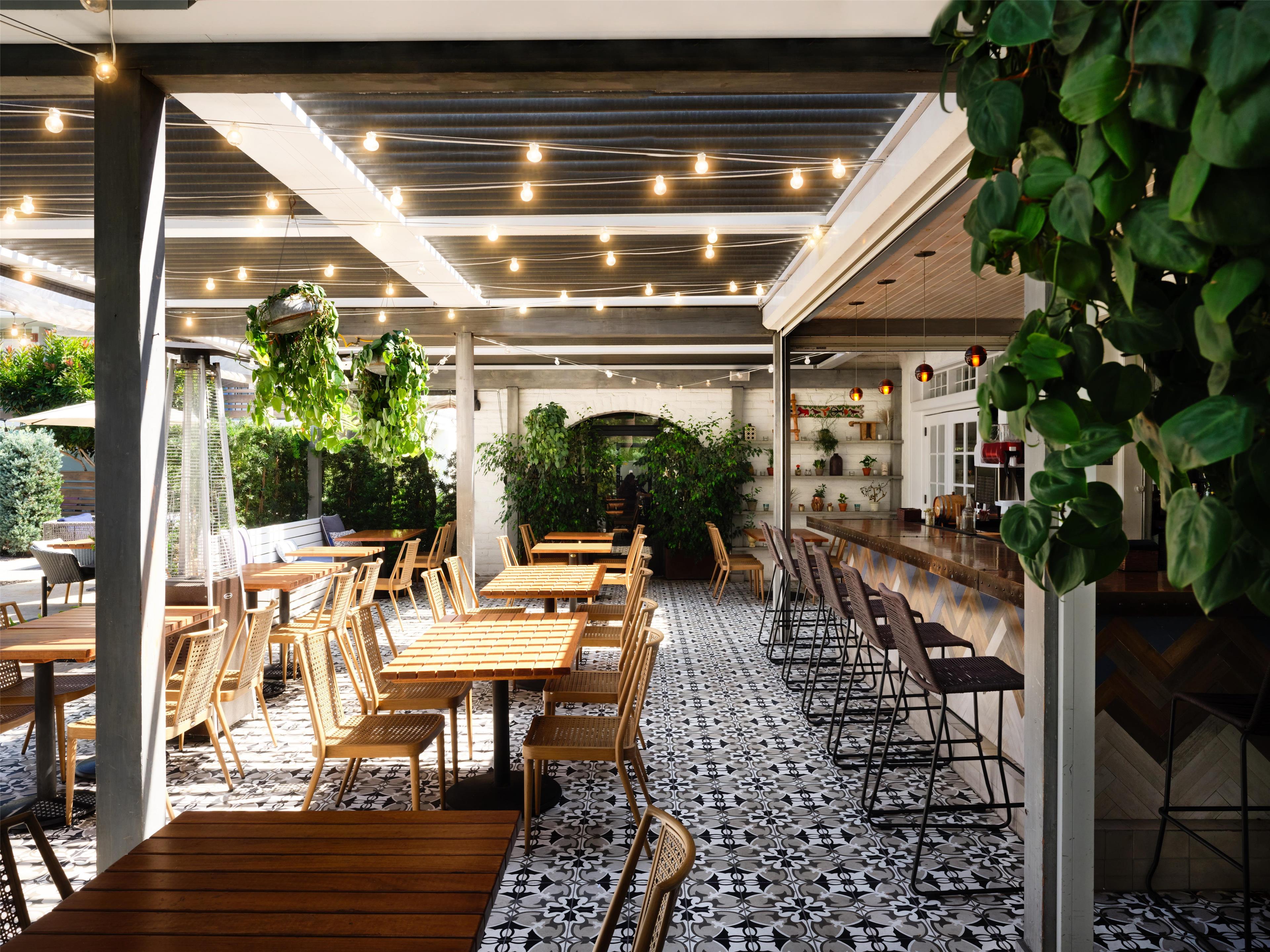 BarLounge | The Leta Santa Barbara Goleta, Tapestry Collection by Hilton