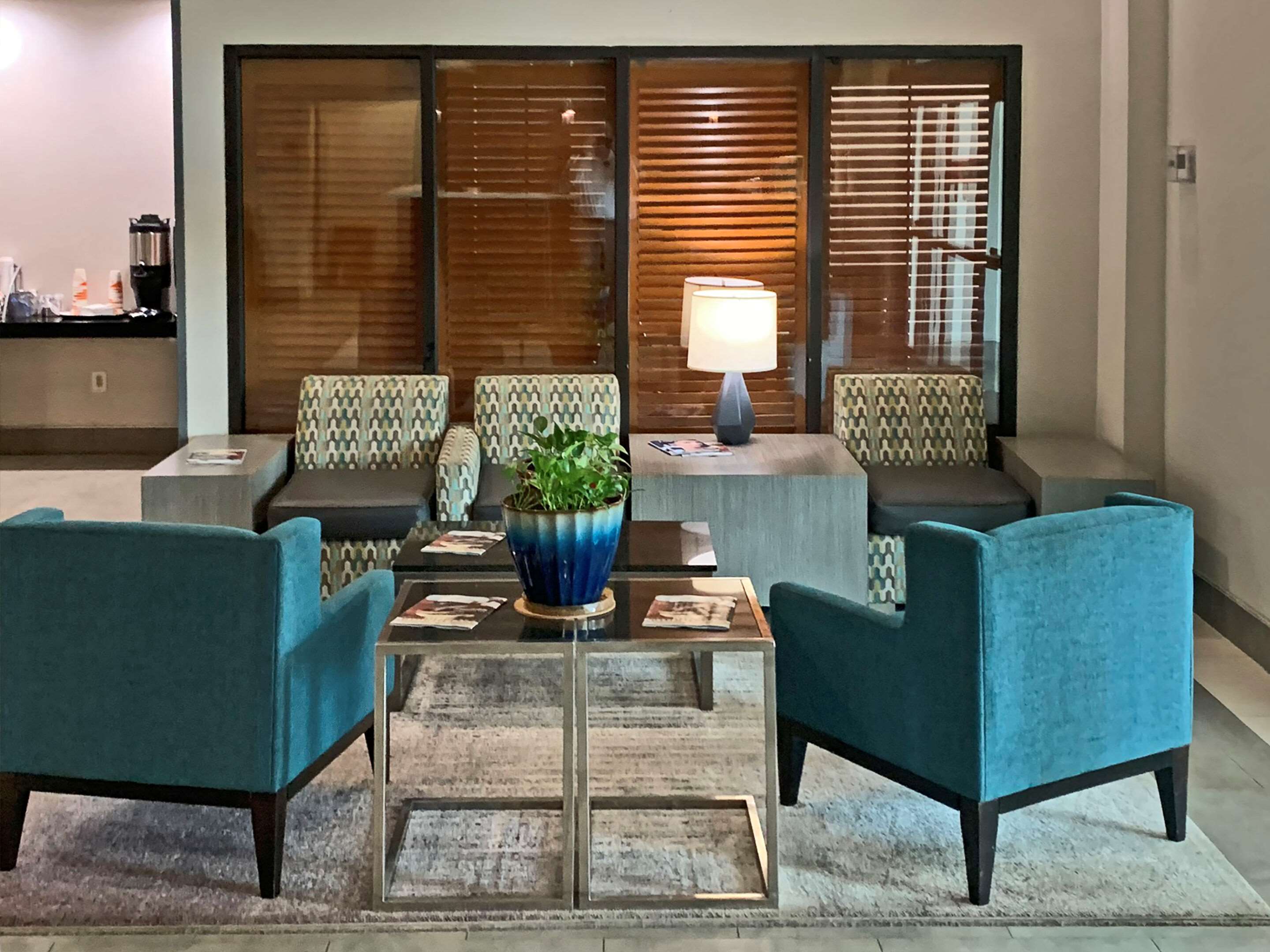 Hotel lobby | Comfort Inn & Suites