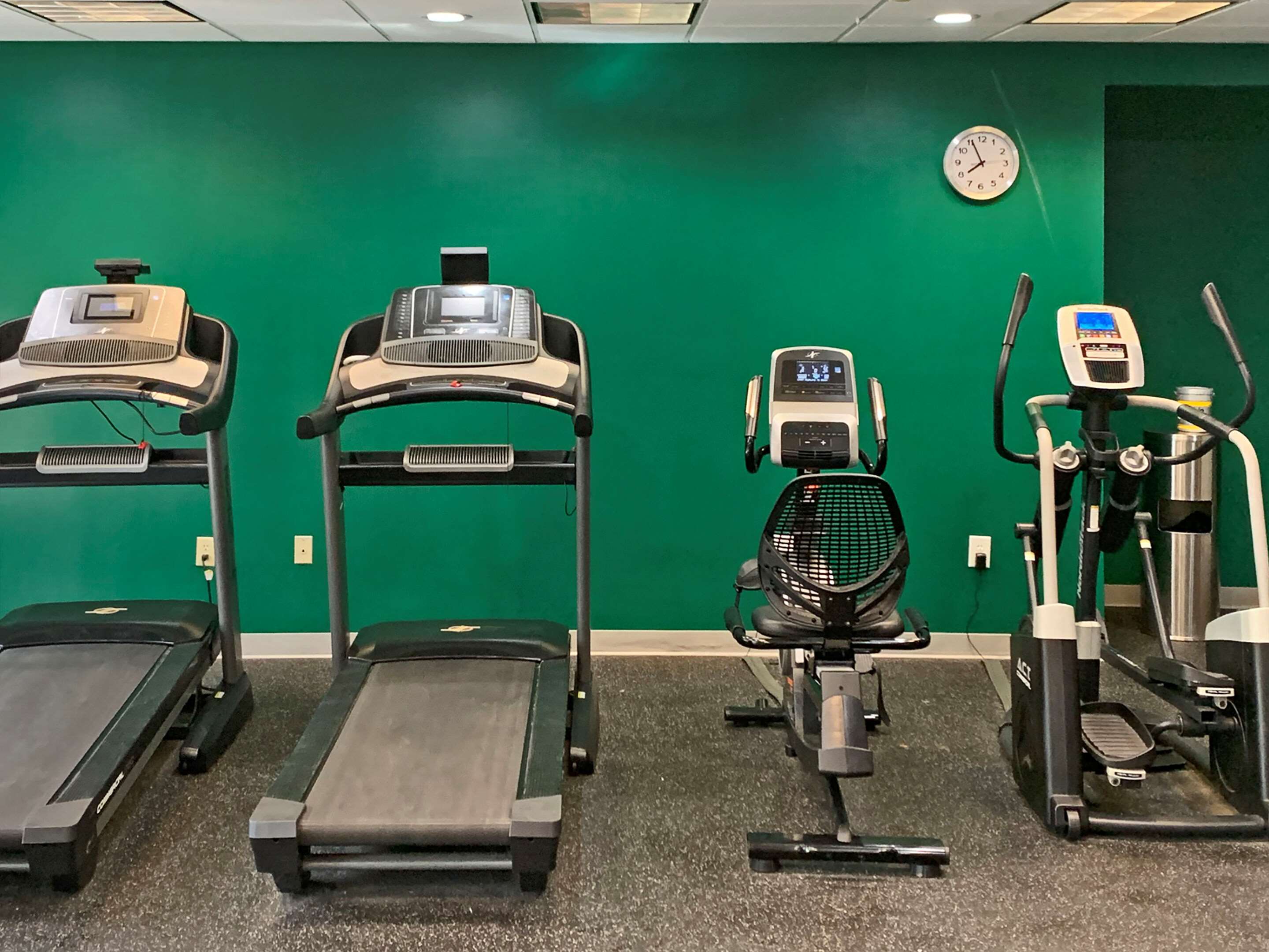 Fitness center | Comfort Inn & Suites