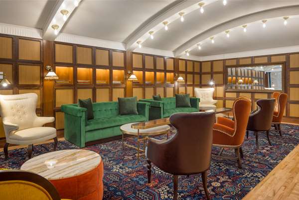  - Canopy by Hilton Hotel Central Loop Chicago