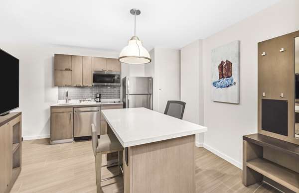 Suite - Hyatt House Hotel Medical Center Houston