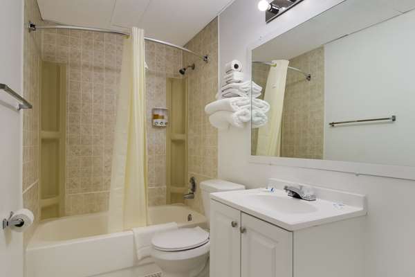  - Rodeway Inn & Suites Historic Downtown Sidney